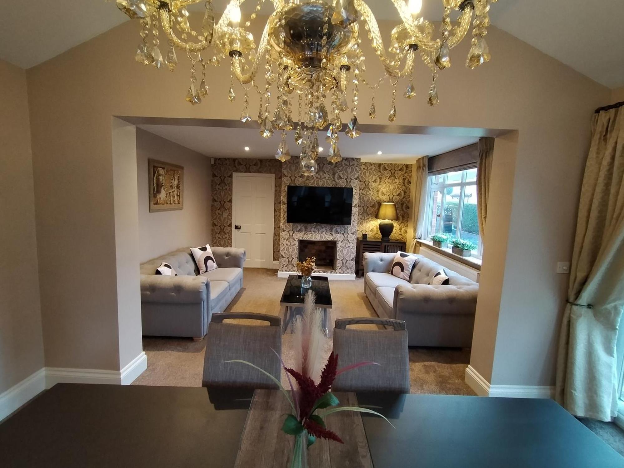 Villa Sirius House - Sleeps 7, Driveway, Garden Crewe Exterior foto