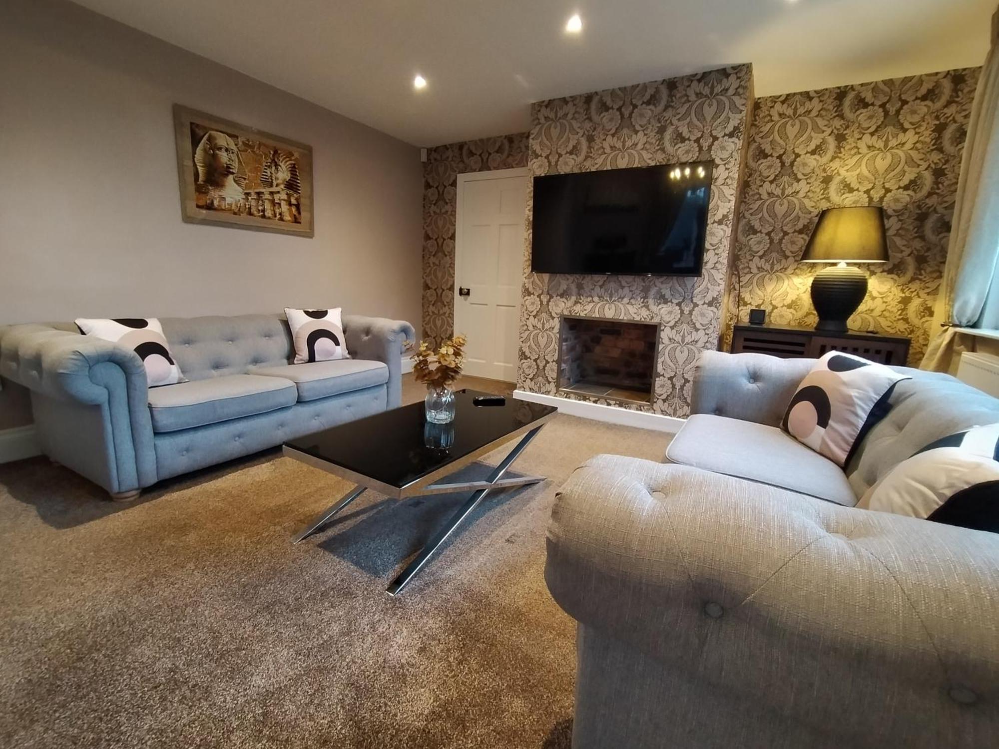 Villa Sirius House - Sleeps 7, Driveway, Garden Crewe Exterior foto