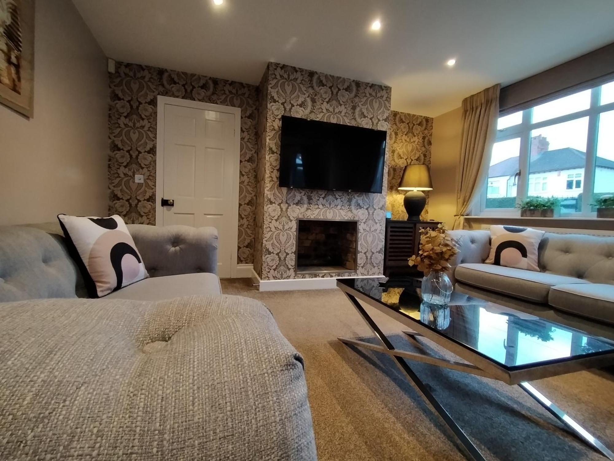 Villa Sirius House - Sleeps 7, Driveway, Garden Crewe Exterior foto